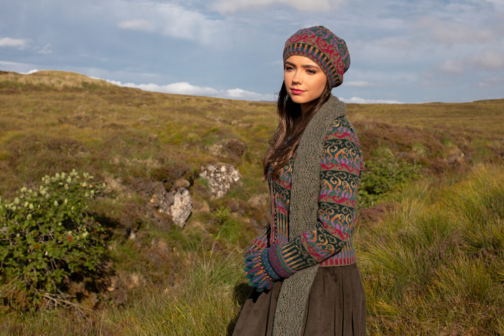 Creative Course 2 - Dún Cuff design from the Queen of the Waves collection by Alice Starmore