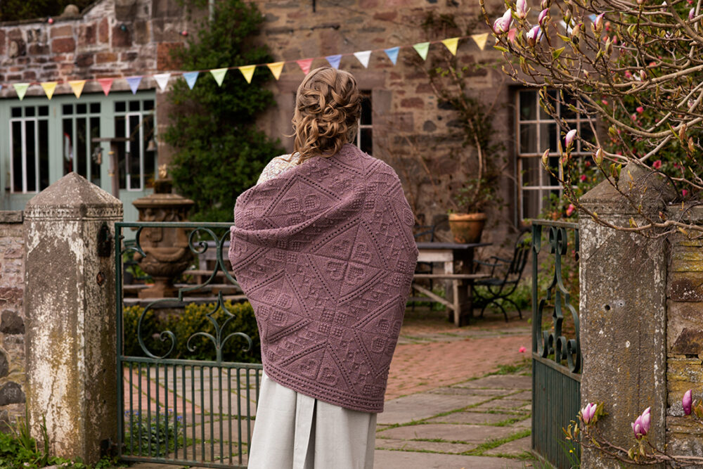 Infinite Cable Online Class Design by Alice Starmore in Driftwood Hebridean 3 Ply