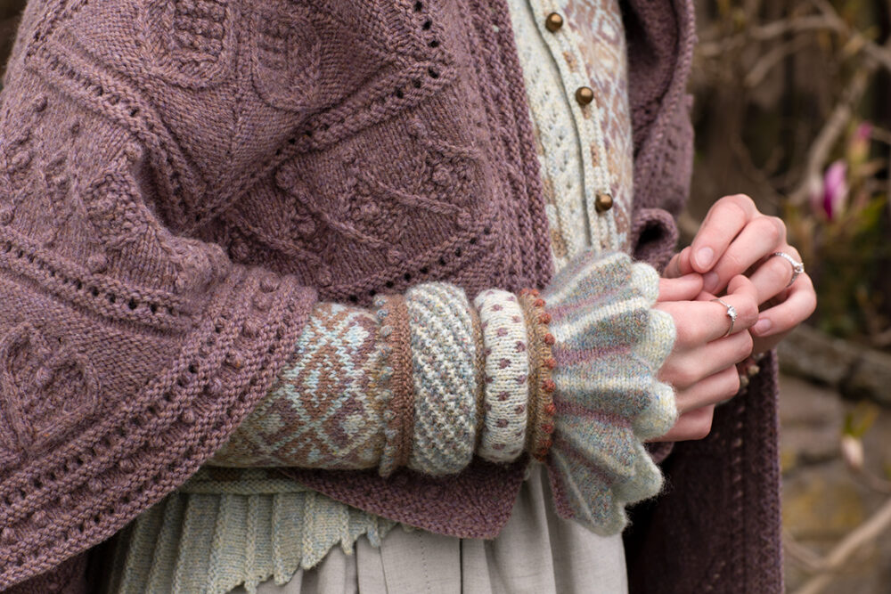 Infinite Cable Online Class Design by Alice Starmore in Driftwood Hebridean 3 Ply