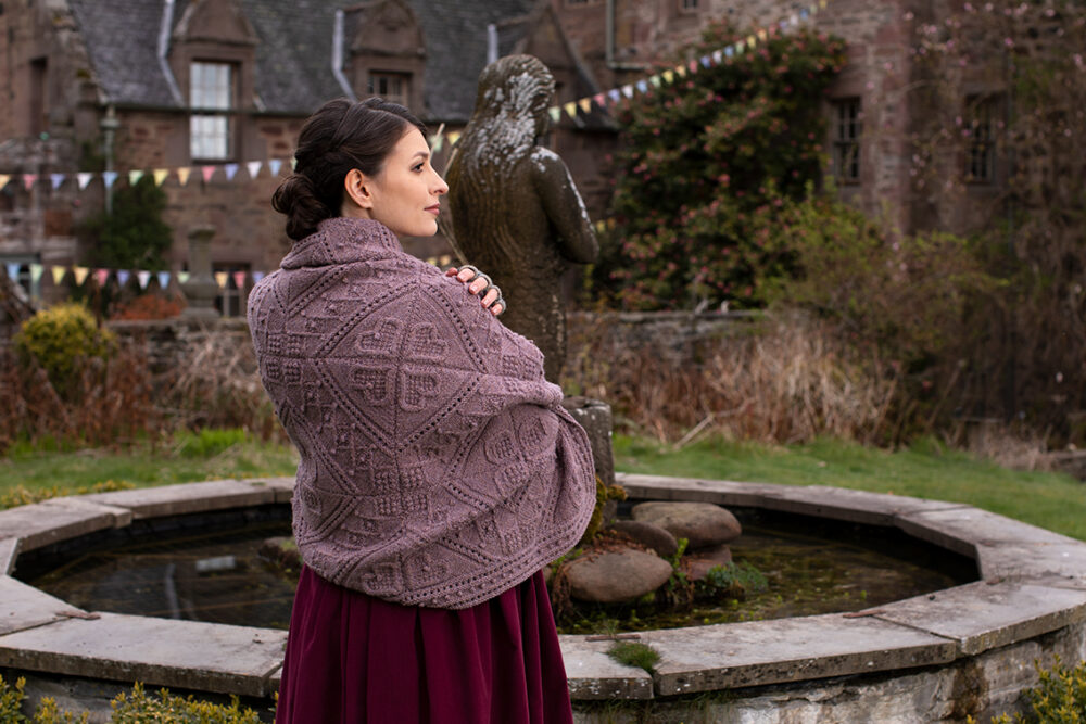 Infinite Cable Online Class Design by Alice Starmore in Driftwood Hebridean 3 Ply
