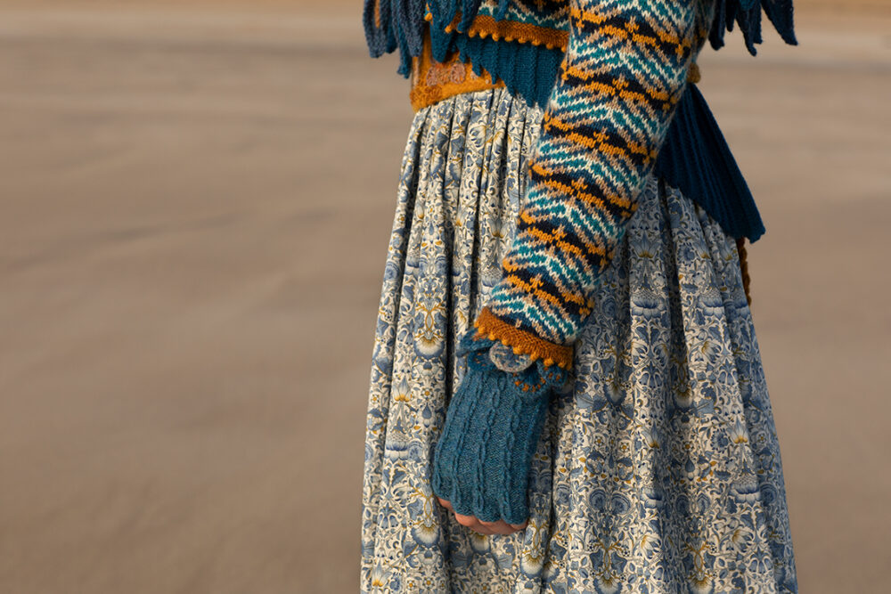 The Raven Capelet patterncard kit design by Alice Starmore from the House of Feathers collection.