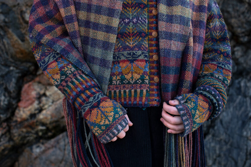 Oiseabhal wrap and Oregon Autumn Cardigan and Hat Set patterncard kit designs by Alice Starmore in Hebridean 2 Ply