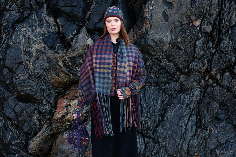 Creative Course 3, hand knitting, felting and embroidery by Alice Starmore for Virtual Yarns
