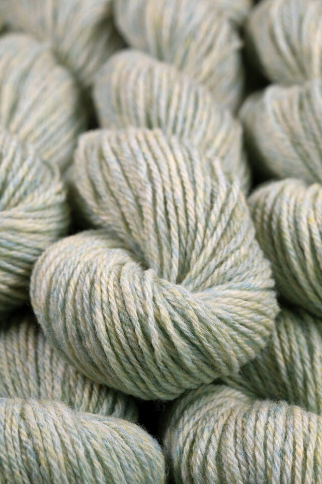 Alice Starmore Hebridean 3 Ply pure new British wool hand knitting Yarn in Solan Goose colour