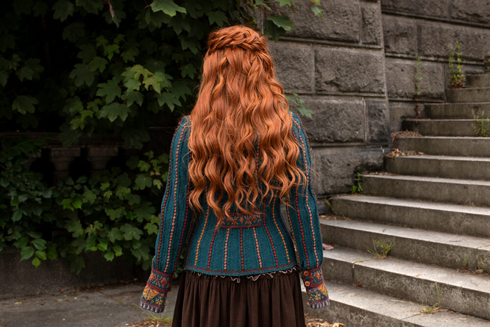 The Anne Boleyn design from the book Tudor Roses by Alice Starmore and the Oregon Autumn Hat Set patterncard kit design by Alice Starmore in Hebridean 2 Ply