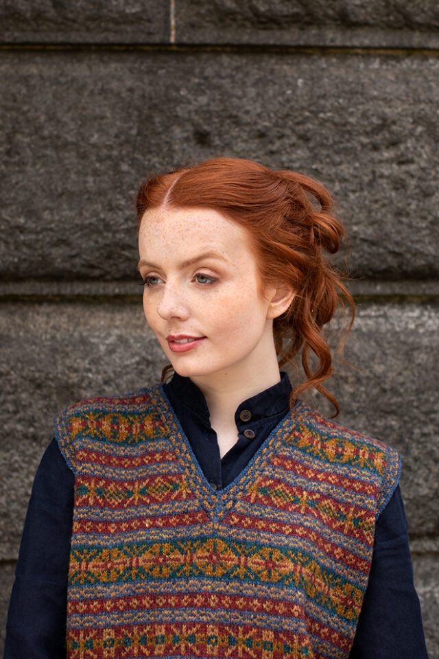 Roscalie patterncard kit by Alice Starmore in Hebridean 2 Ply