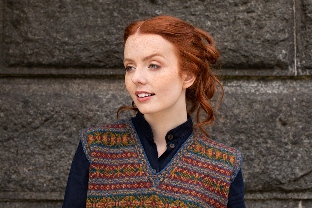 Roscalie patterncard kit by Alice Starmore in Hebridean 2 Ply