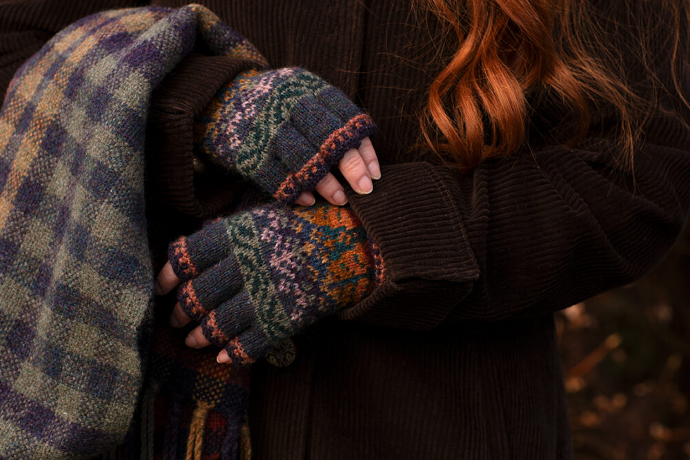 Greeta Hat Set and Oiseabhal Scarf patterncard kit designs by Alice Starmore in Hebridean 2 Ply yarn