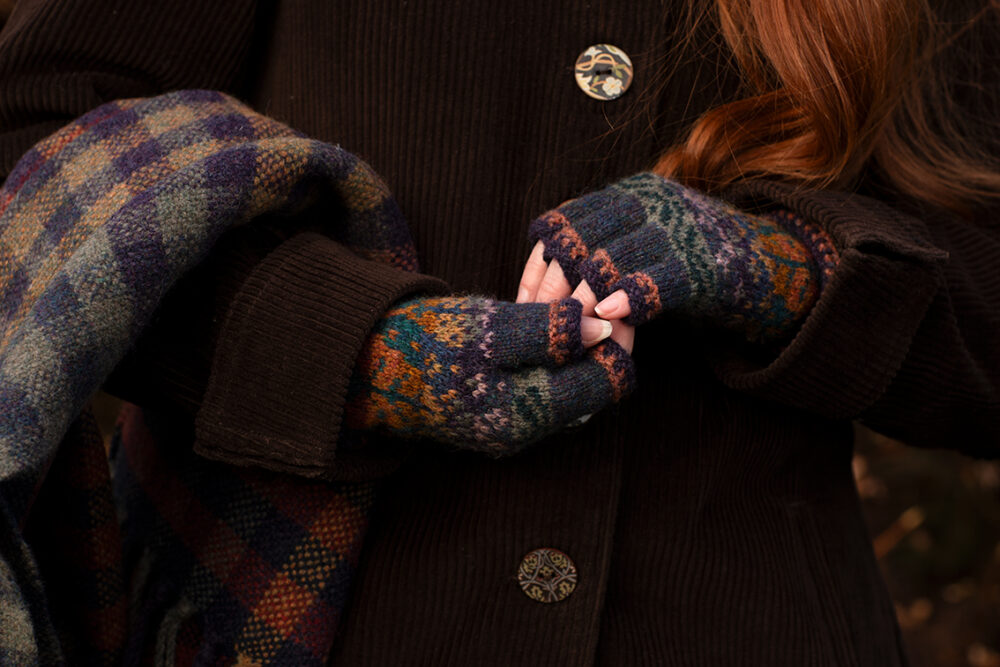 Greeta Hat Set and Oiseabhal Scarf patterncard kit designs by Alice Starmore in Hebridean 2 Ply yarn