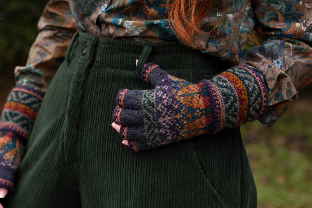 Greeta Hat Set patterncard kit design by Alice Starmore in Hebridean 2 Ply yarn