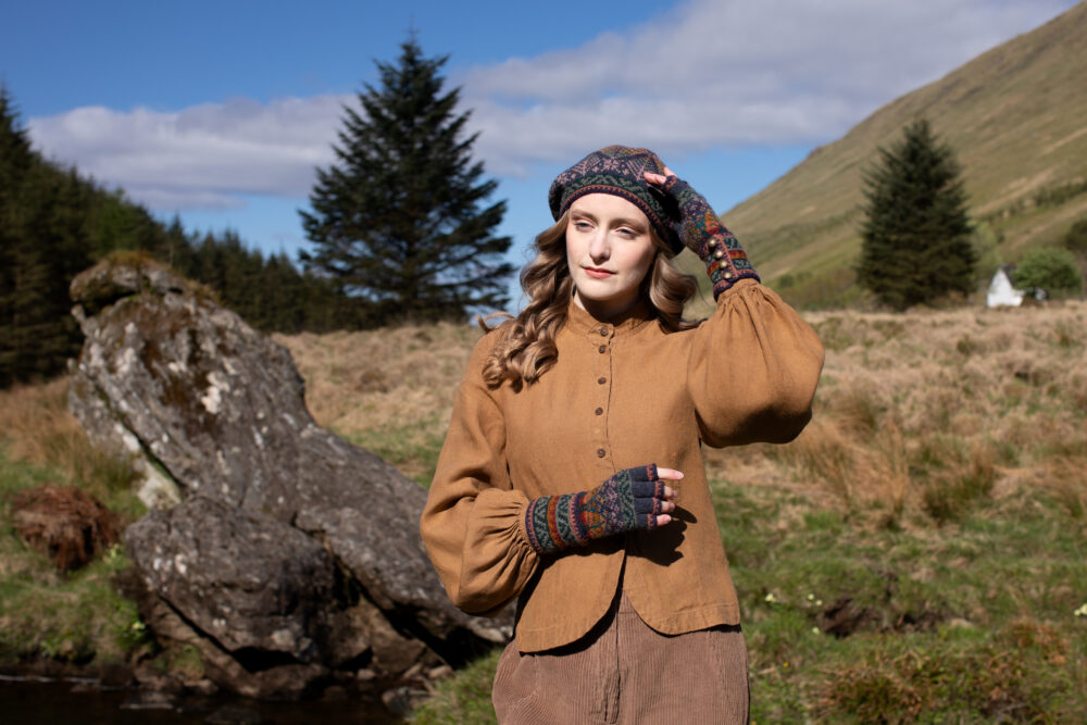 Greeta Hat Set patterncard kit design by Alice Starmore in Hebridean 2 Ply yarn
